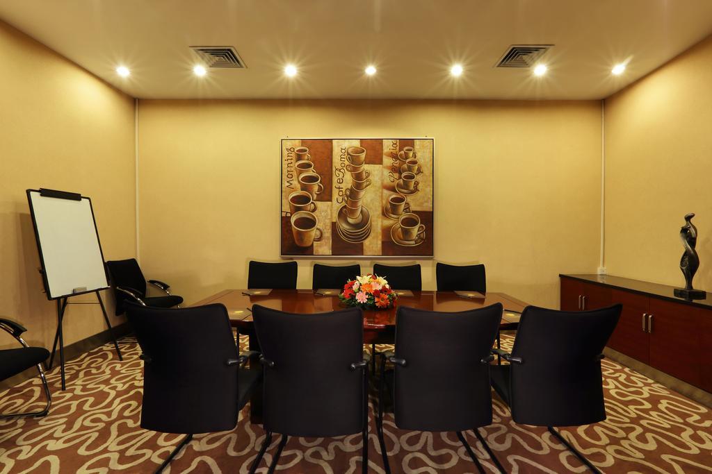 Shenzhen Caa Holy Sun Hotel, Luohu Railway Station 외부 사진
