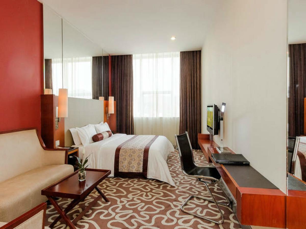 Shenzhen Caa Holy Sun Hotel, Luohu Railway Station 외부 사진